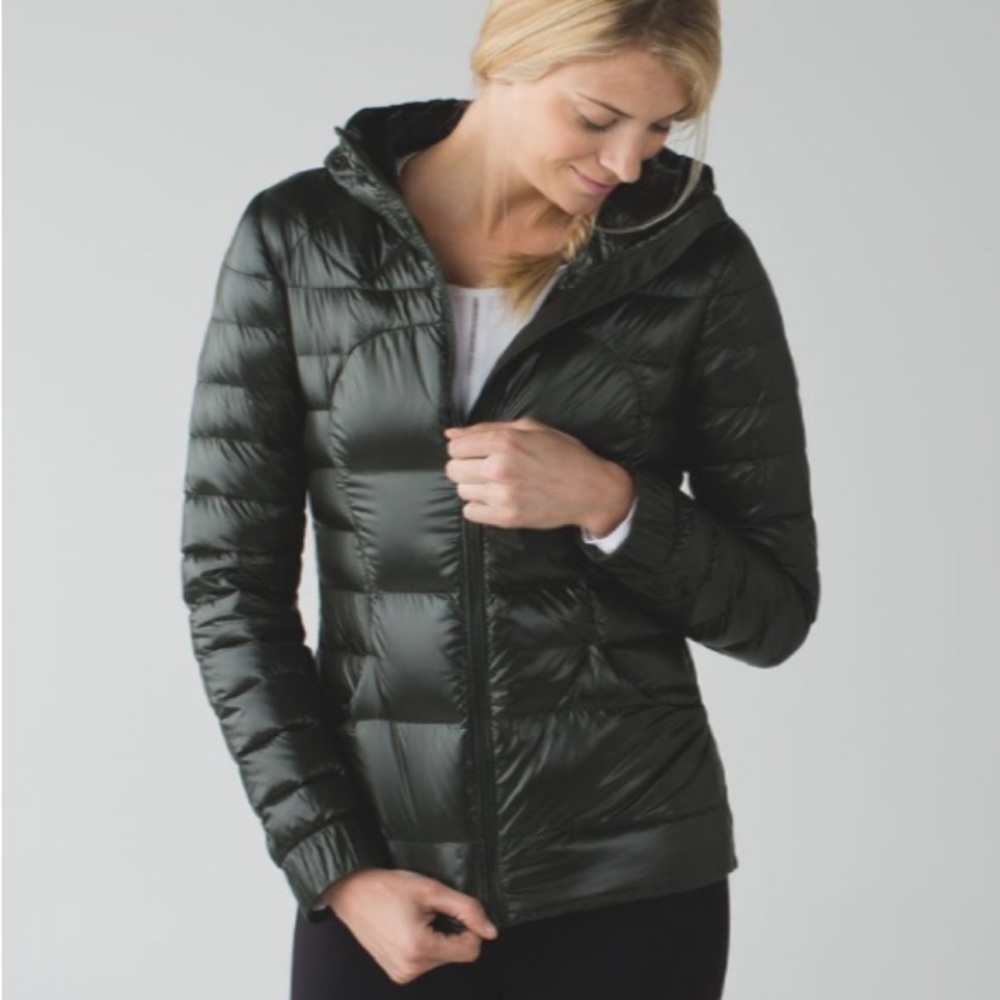 RARE Lululemon Fluffin Awesome 800 Fill Goose Down Puffer Jacket Green